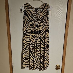 Enfocus Studio Black and Cream Backless Dress